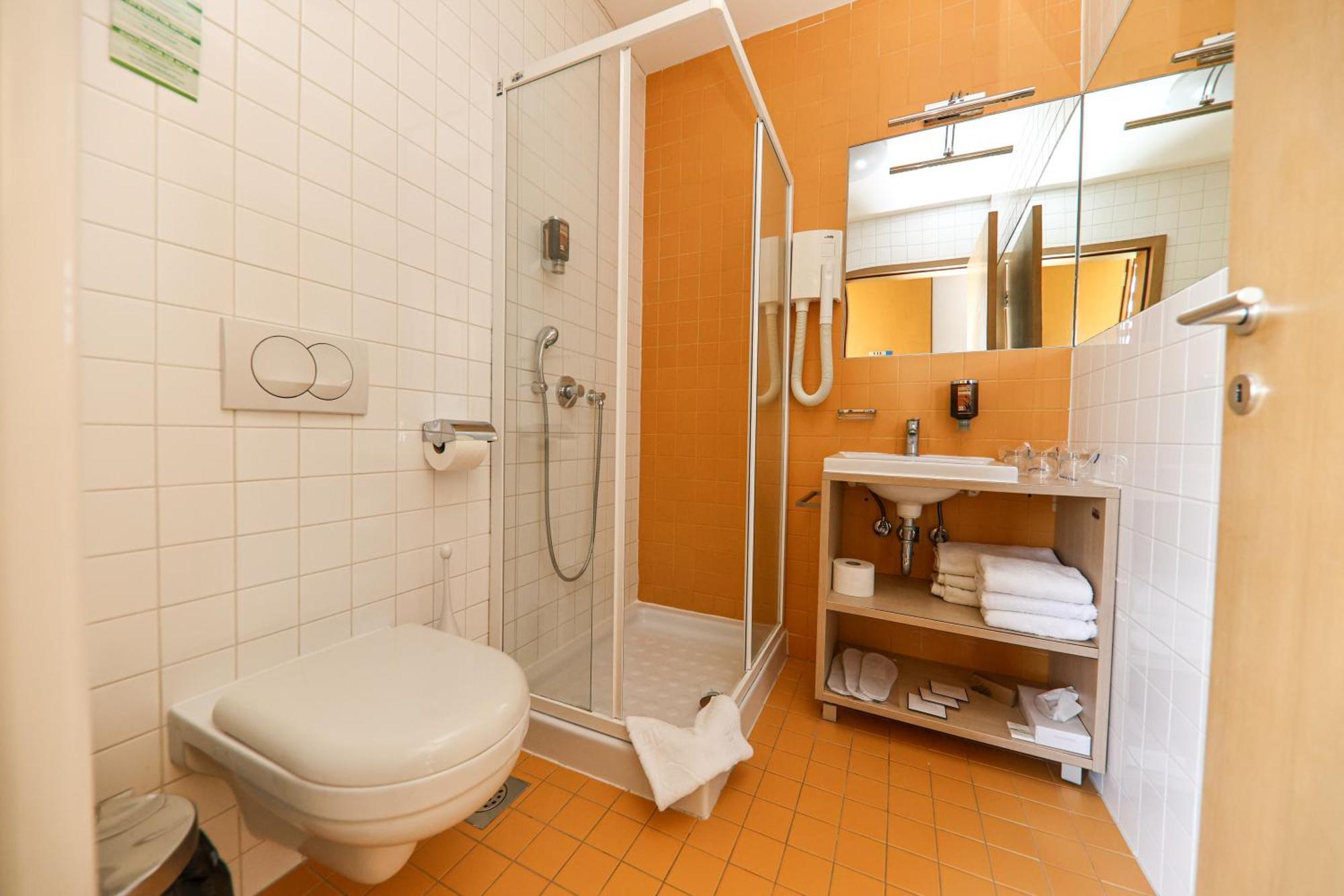 Hotel Celjska Koca Celje Luaran gambar